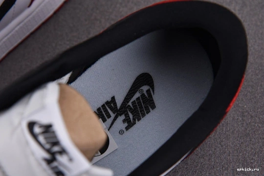 Cheap EP Jordan Low (GS) 553560-116 1 Toe 553560-116 Black 0109